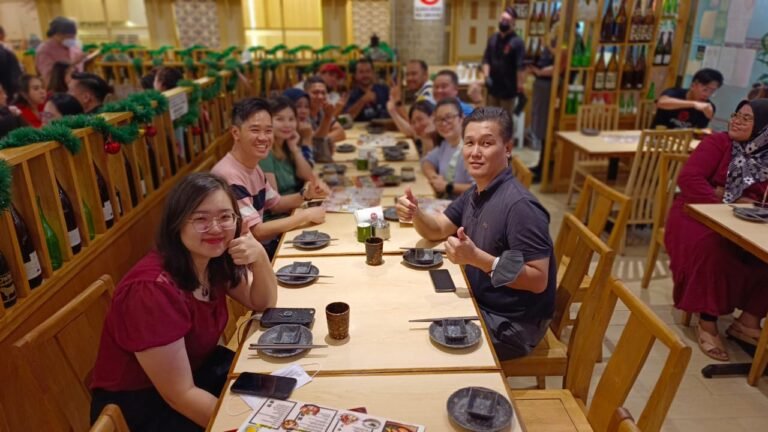 Top sales monthly dinner.